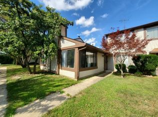5639 Court Maria, Hanover Park, IL 60133