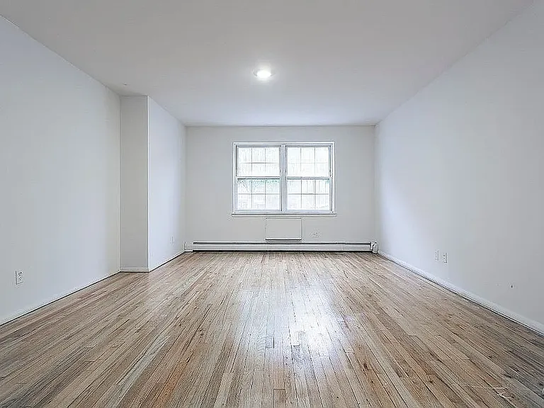 72 Maspeth Ave #1 — Photo 5