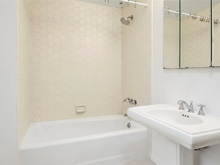 113 Buckram Rd — Photo 13