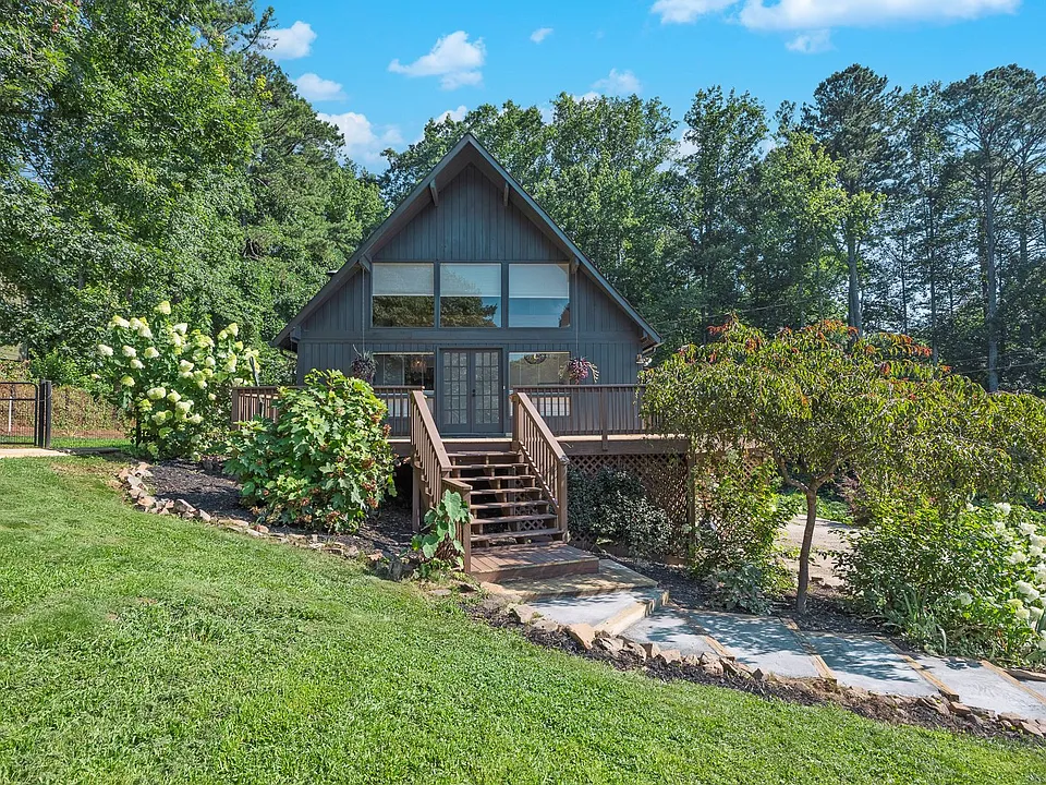 3145 Wendview Ln