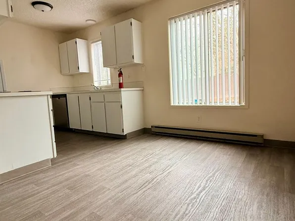 Sunnyside Village Apartments