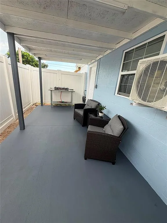 1 bed, 1.0 bath, 400 sqft, $1,200 — Photo 4