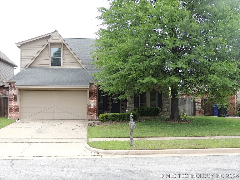 4416 W Indianola St — Photo 80