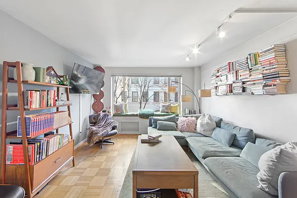 Sold by Realmart Realty LLC | media 32