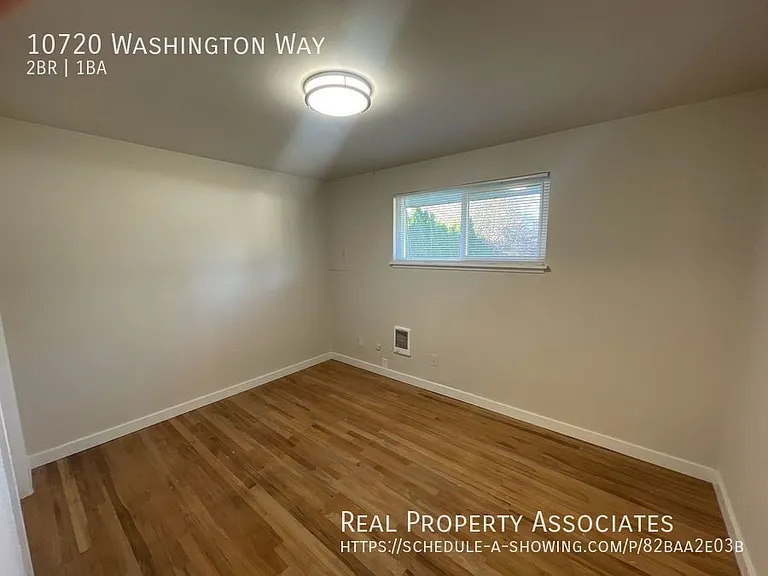 10720 Washington Way — Photo 9