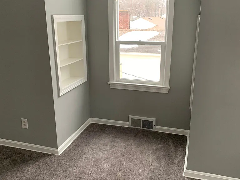 310 W Delaware Ave — Photo 30