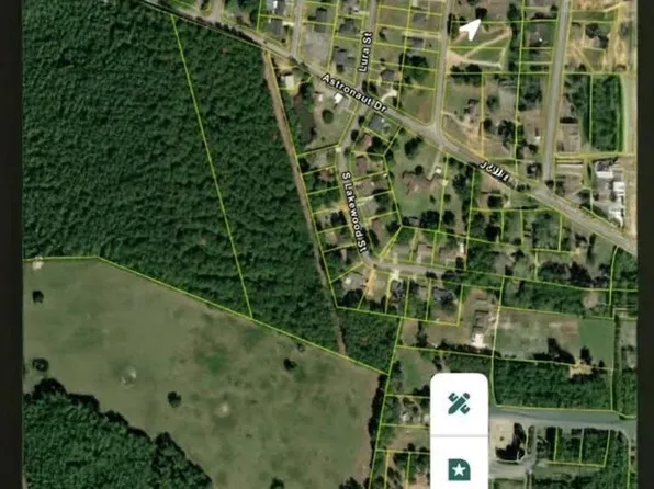 Astronaut Dr, Longview, TX 75603