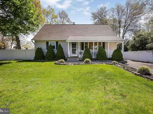 567 Harding Ave, Toms River, NJ 08753