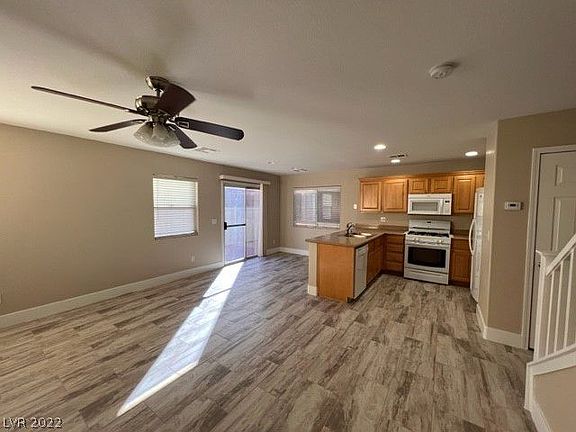 4th image of 6013 Banbury Heights Way