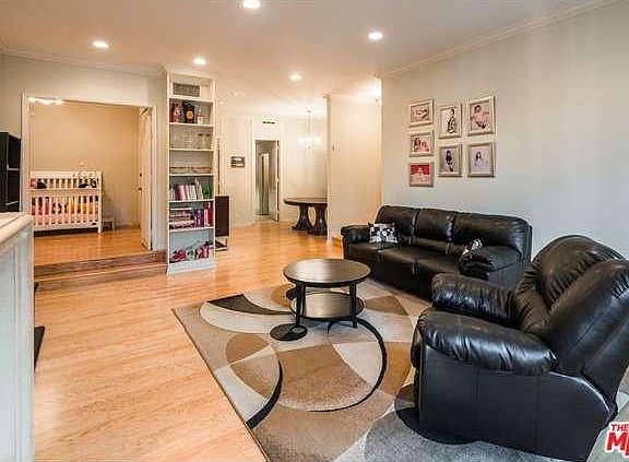 5th image of 350 S Spalding Dr Unit 2