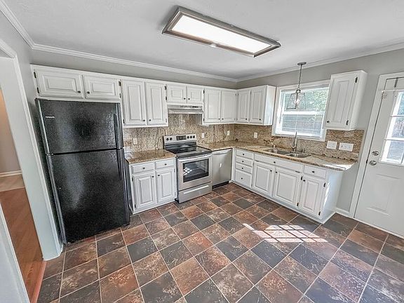 2nd image of 109 Robert Ave