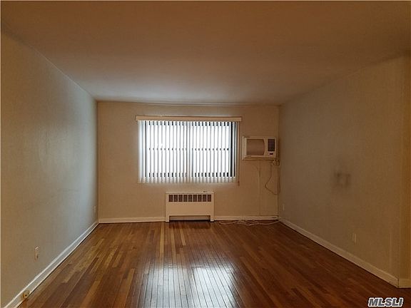 5th image of 9145 153rd Ave Fl 2