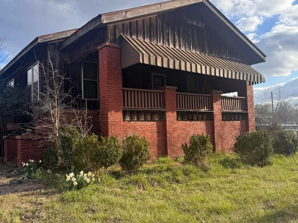 105 2nd Ave E, Oneonta, AL 35121