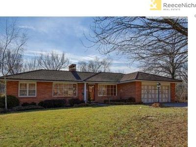 316 SW Pinnell Dr, Lees Summit, MO, 64081