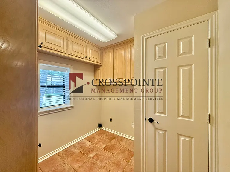 3308 Moss Gln — Photo 15