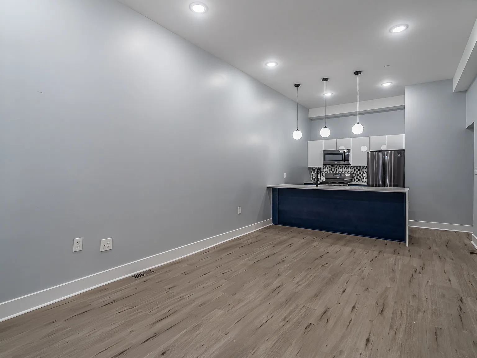 4 bed, 1740 sqft, $900 — Photo 4
