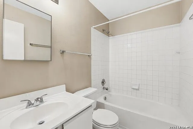 7962 Dueling Oak — Photo 16