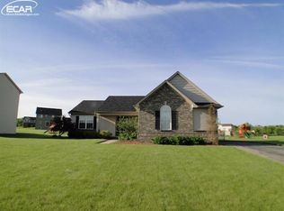 1477 Baypointe Cir, Grand Blanc, MI 48439