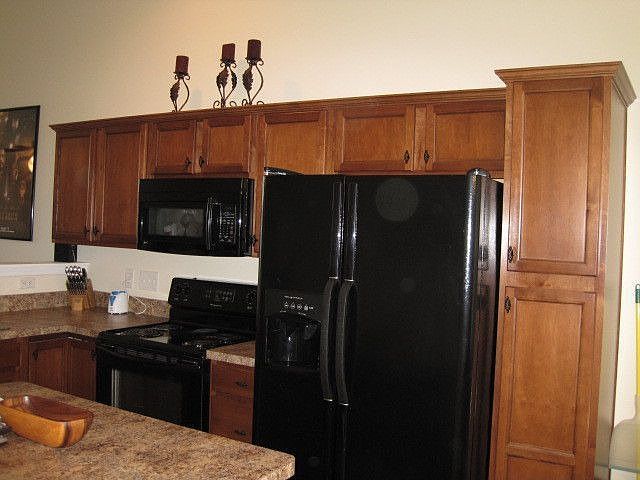Lots of cabinets