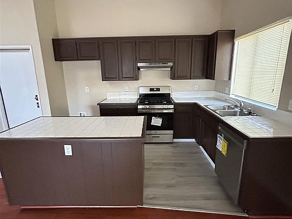 3rd image of 16440 Quanah Dr