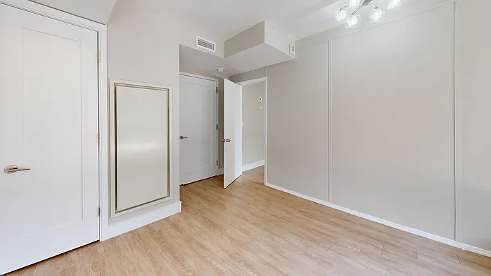 Rented by Bond New York | media 15