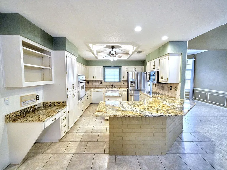 1508 Mount Laurel — Photo 19