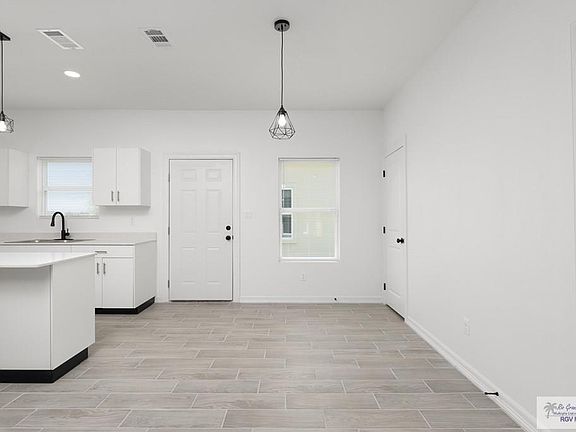 4th image of 1801 Atrium Place Dr #30