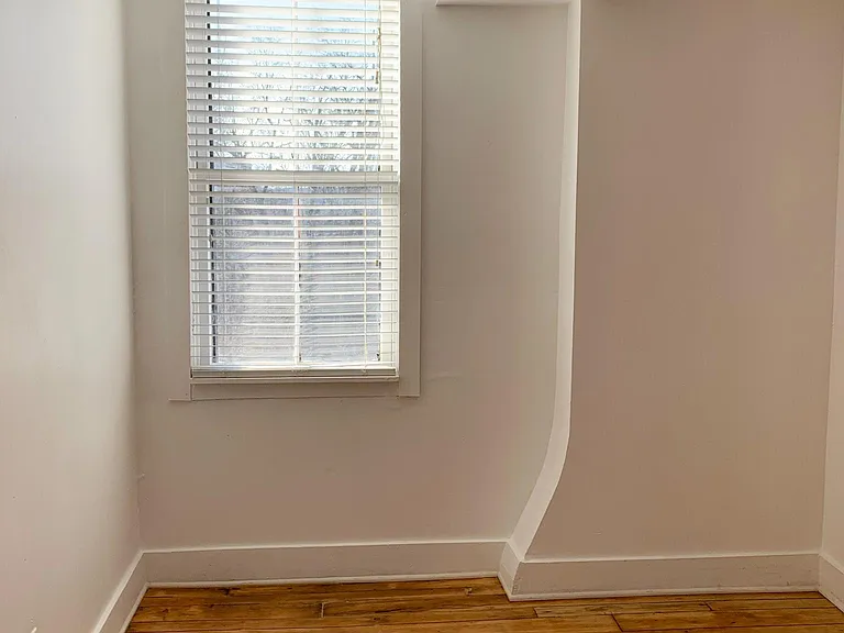 848 York St #5 — Photo 11