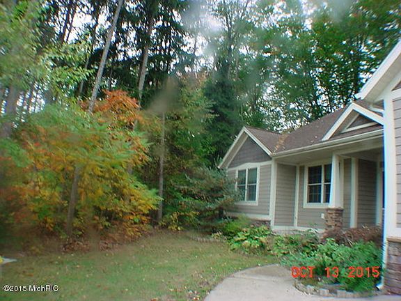 3rd image of 3830 Degraves Ct
