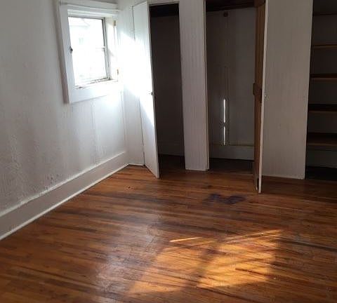 2nd image of 602 Blaine St