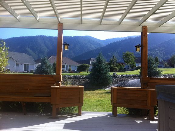 Mountain views fm rear deck