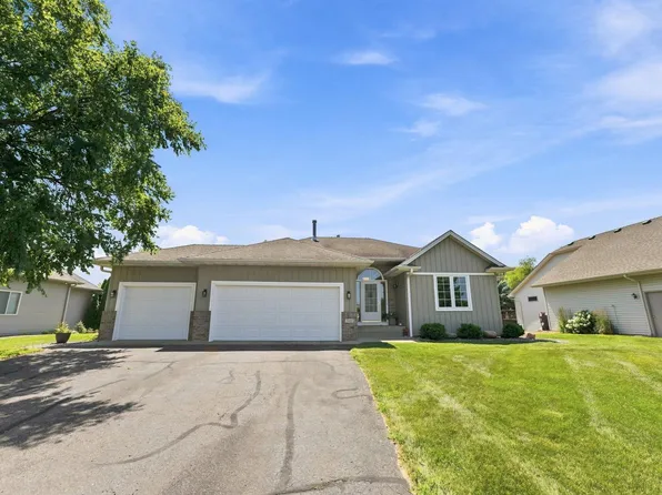 5411 128th St N, Hugo, MN 55038