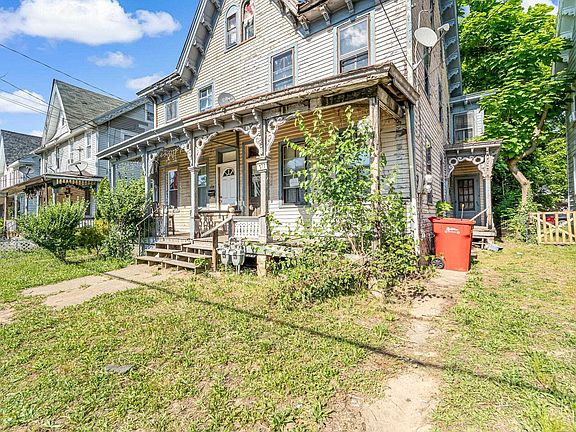3rd image of 177 East Ave