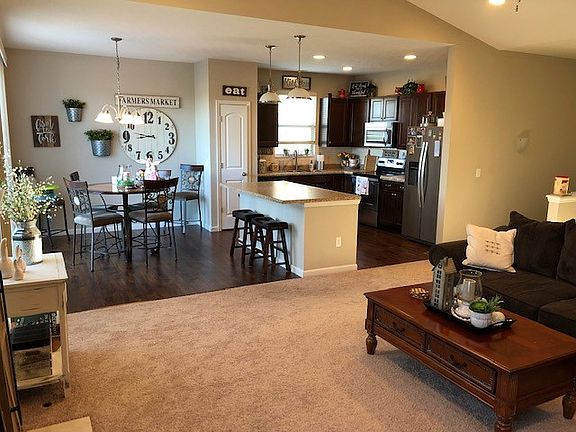 3rd image of 5013 Joy Dr