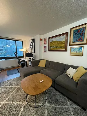 Rented by BATTERY PARK CITY RESIDENTIAL LLC | media 11