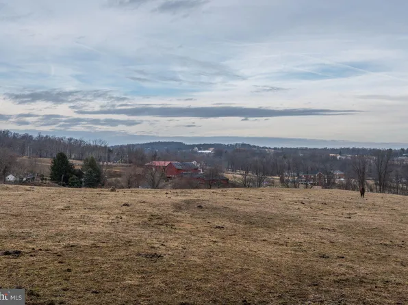 40252 Thomas Mill Rd, Leesburg, VA 20175