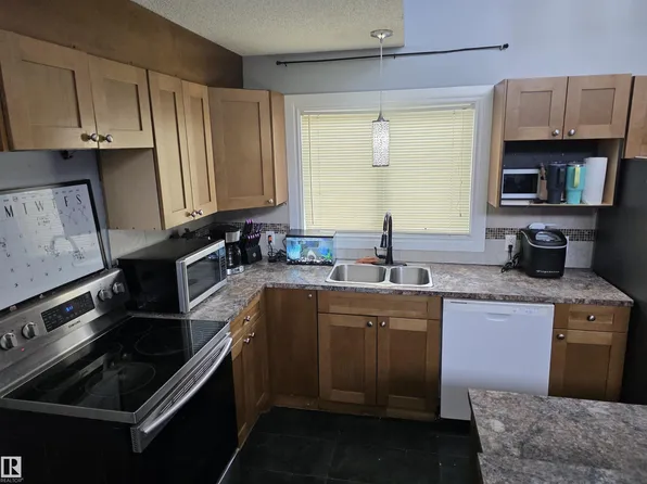 26500 State Highway 44 #225, Sturgeon County, AB T8R 0J3