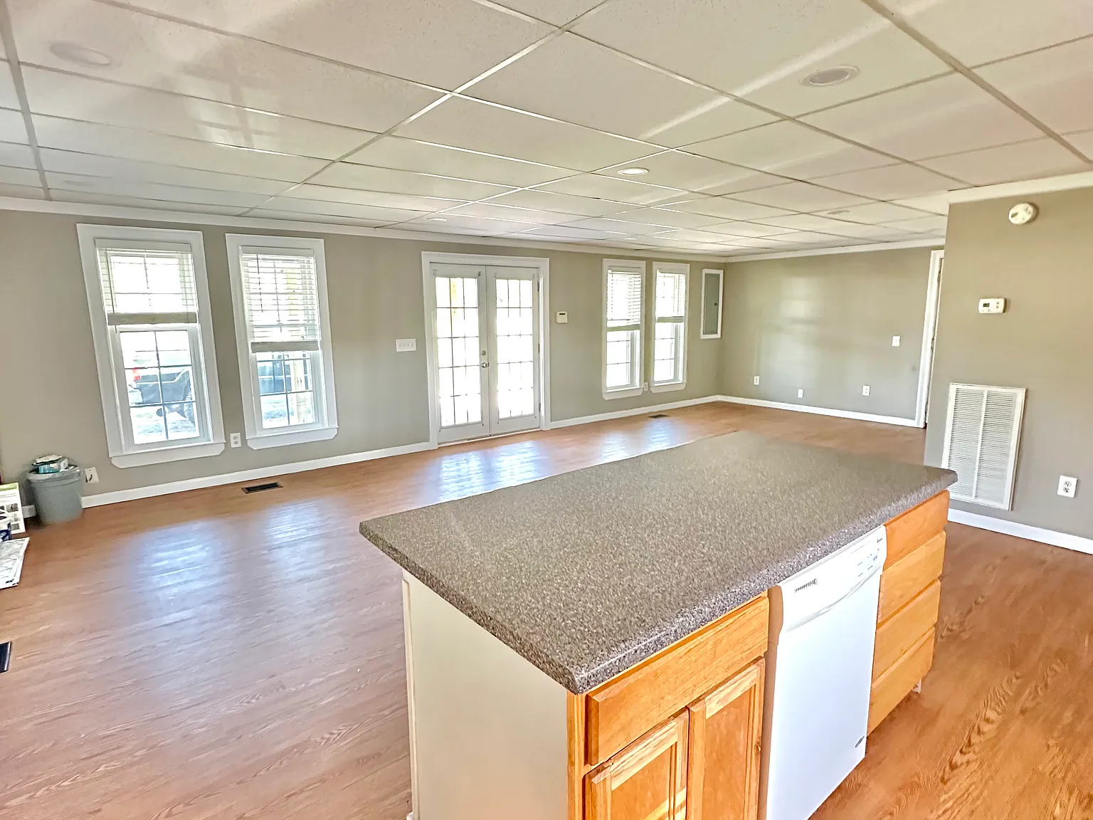 2 bed, 2.5 bath, 1800 sqft, $1,400 — Photo 4