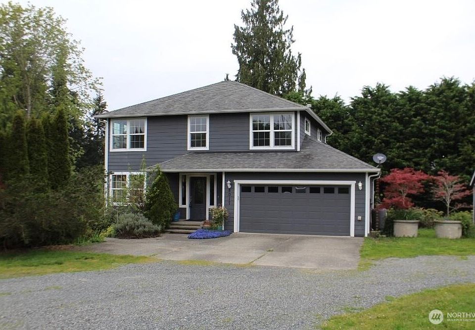 1st image of 8017 64th Street SE