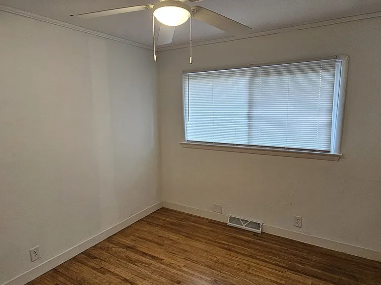 8325 E Indianapolis St — Photo 16