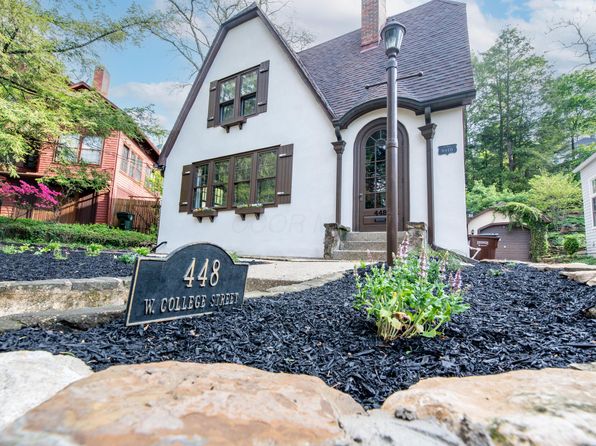 448 W College St, Granville, OH 43023