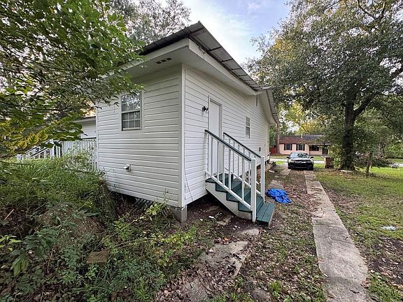 5th image of 2055 S Gimon Cir