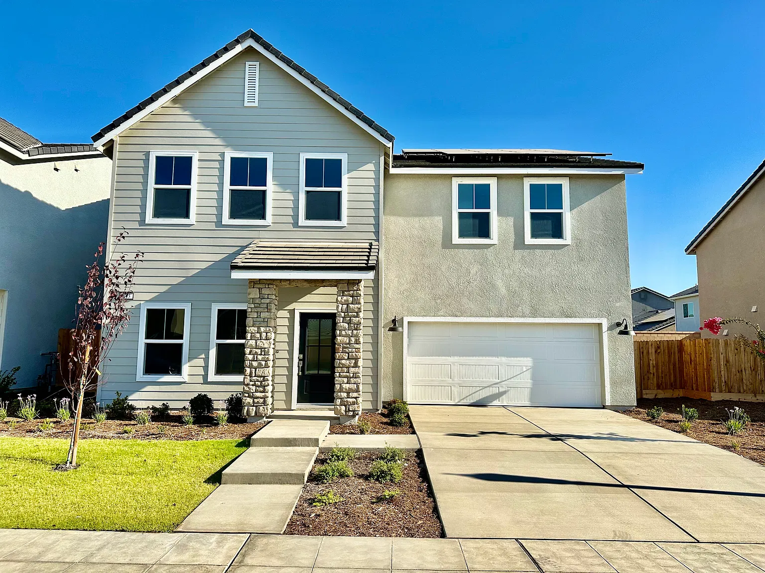 5 bed, 2985 sqft, $3,500 — Photo 1