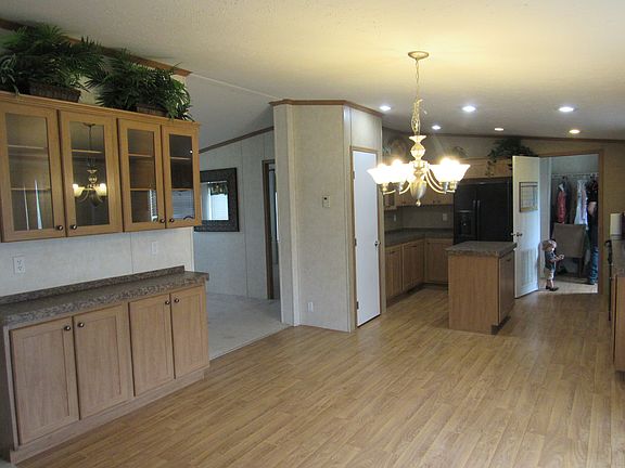 Dining Area and Kitchen