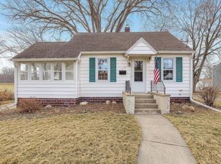 210 5th Ave NE, Faribault, MN 55021