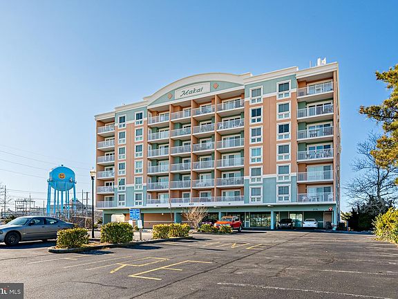 3rd image of 4201 Ocean Hwy #210