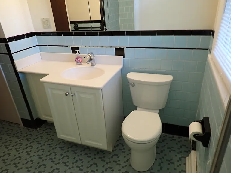 131 Jarvis Cir — Photo 8