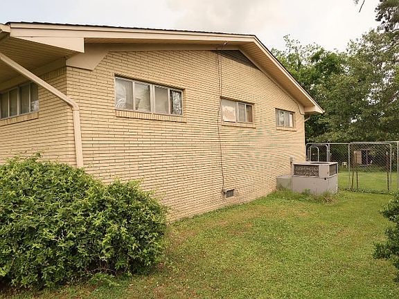 2nd image of 14860 Mississippi #15