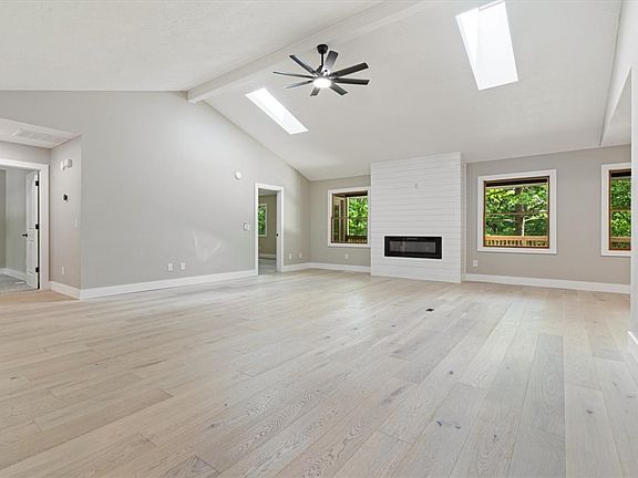 2nd image of 30 Burnham Dr