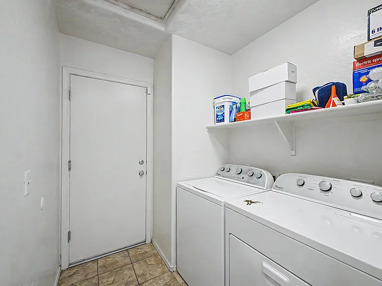 44836 W Gavilan Dr — Photo 21